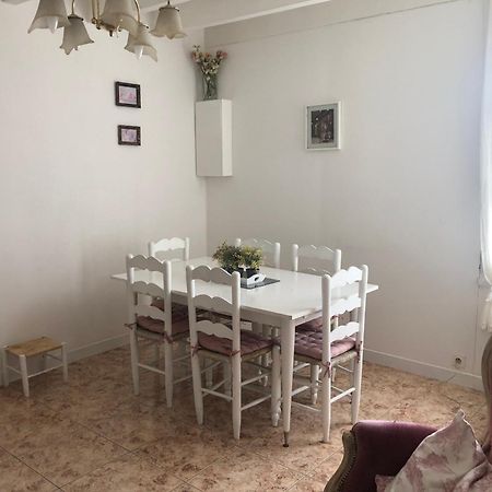 Gite Des Roses Oradour-Fanais Экстерьер фото